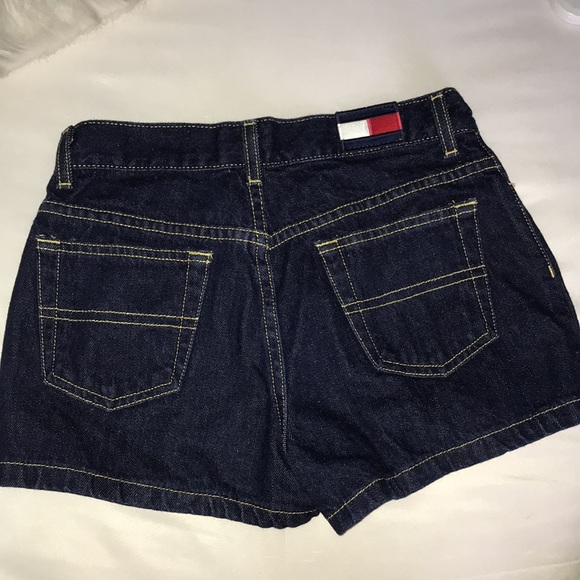 Vintage Tommy shorts - Picture 5 of 5